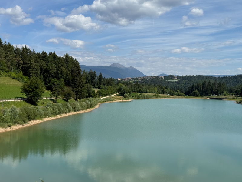 1 Lago