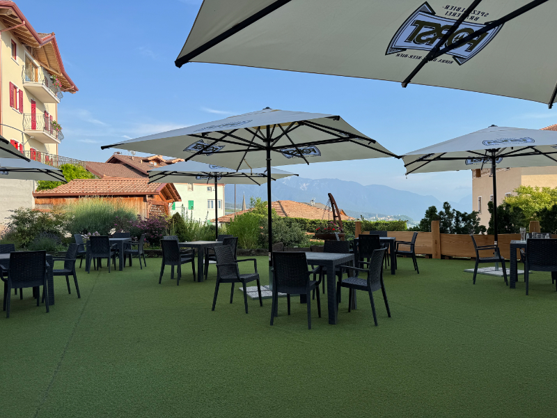 Terrasse Miraval Hotel
